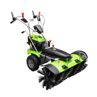 Zipper KM1000 - Self Propelled Petrol Power Sweeper